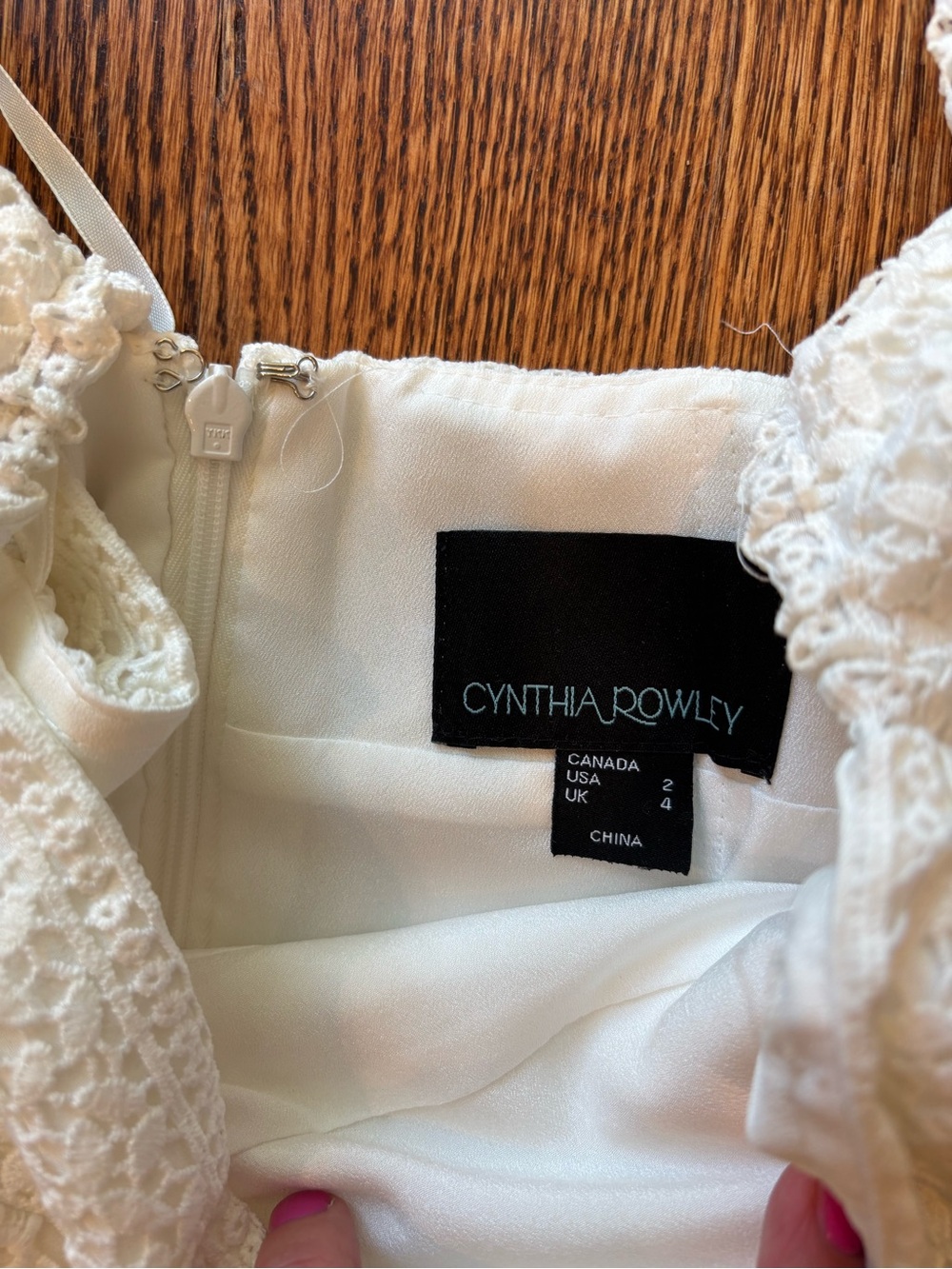 Cynthia Rowley White Lace Off-Shoulder Midi Dress with Straps - Picture 4 of 4
